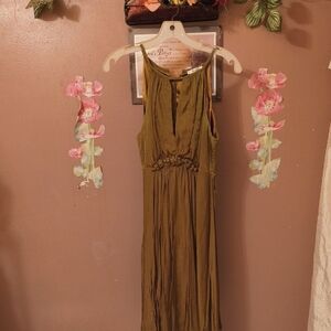 Esley Olive Green Midi Dress